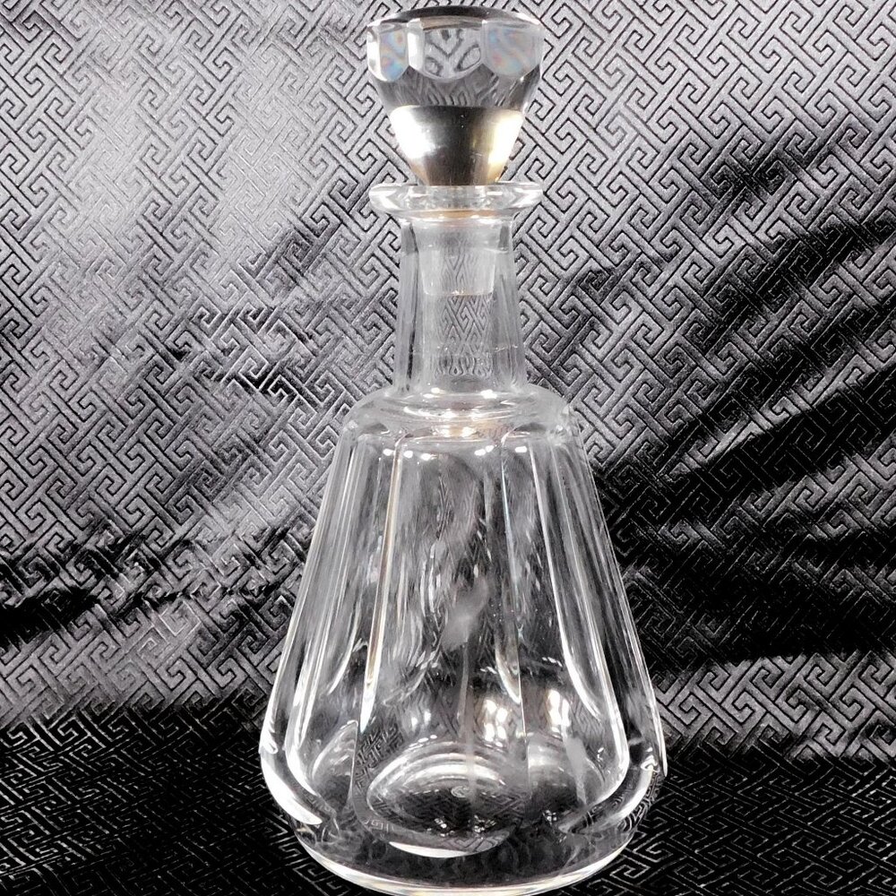 Baccarat Cut Crystal Decanter in Tallyrand # 25087